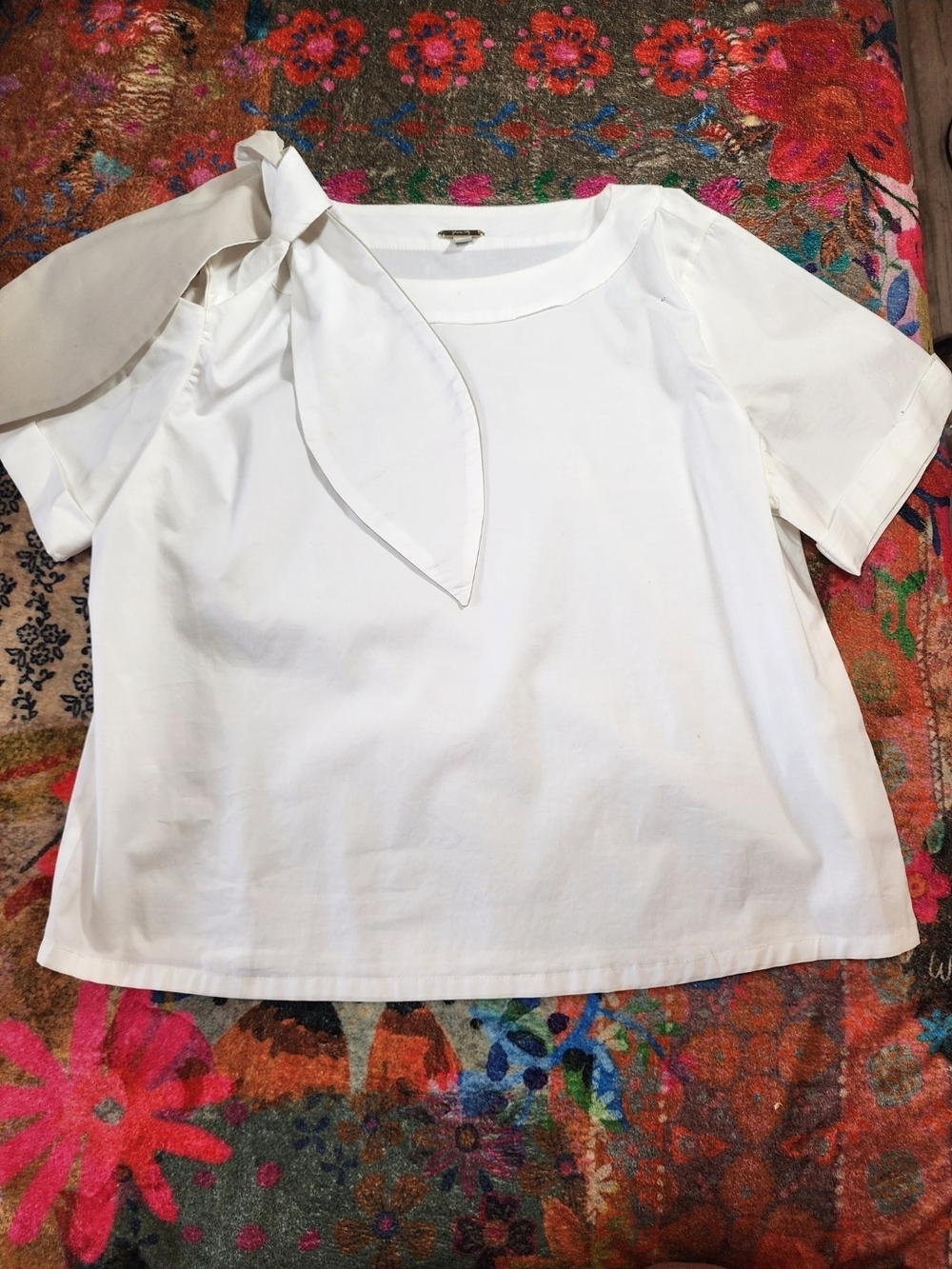 Johanna Ortiz White Short Sleeve Top with Peek-a-boo Neck Tie Accent